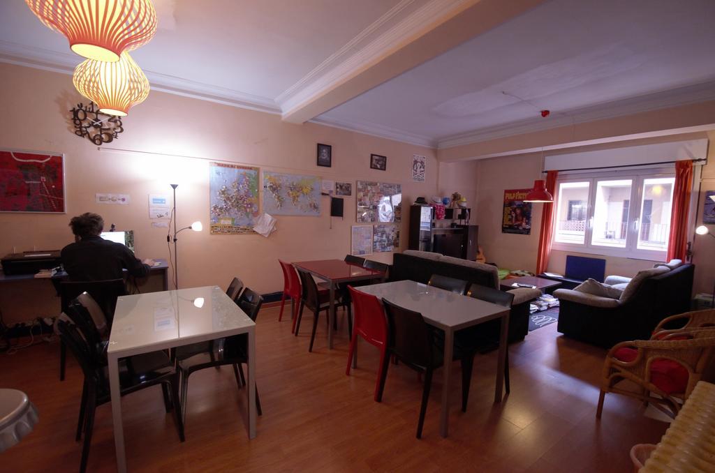 Hostel Hemingway Пампона Екстериор снимка