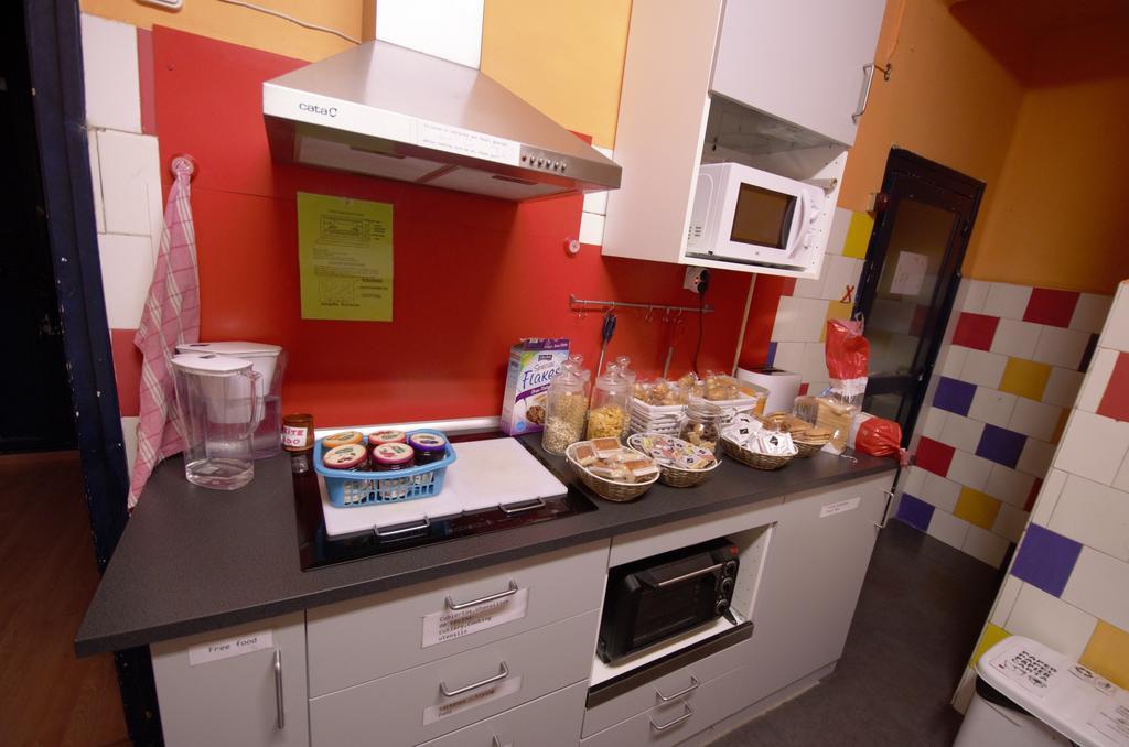 Hostel Hemingway Пампона Екстериор снимка