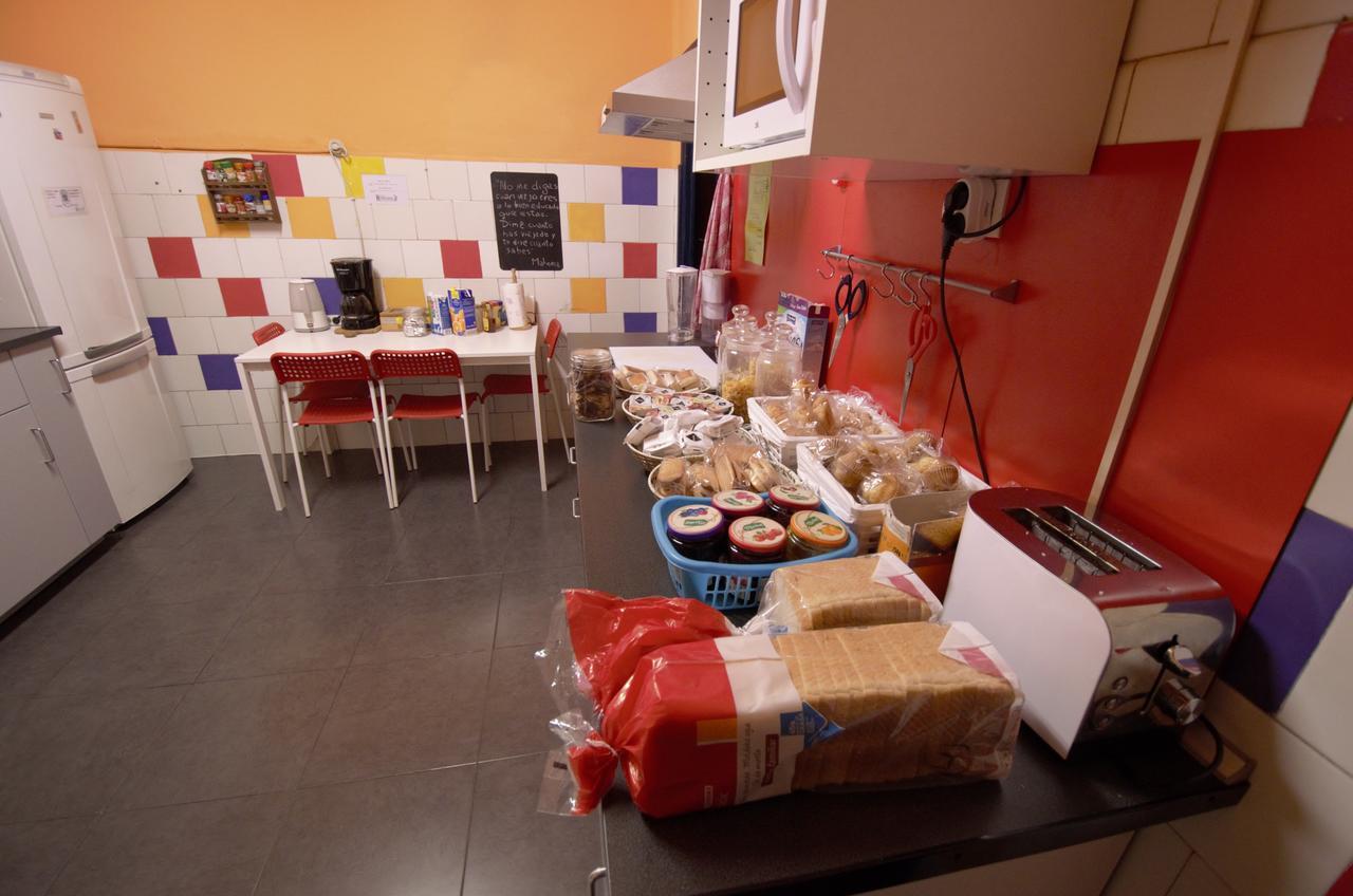 Hostel Hemingway Пампона Екстериор снимка
